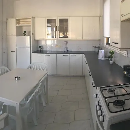 Kostas Two Bedroom Penthouse Larnaca