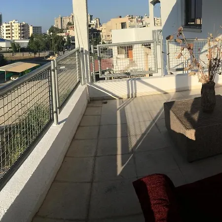 Lägenhet Kostas Two Bedroom Penthouse Larnaca