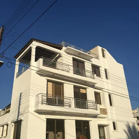 Lägenhet Kostas Two Bedroom Penthouse Larnaca